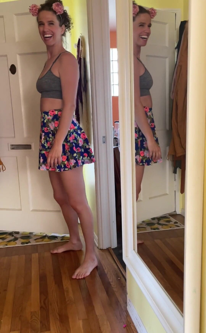 VibeWithMommy: Moje nadržená milf sousedka přišla a byla extrémně nadržená a...