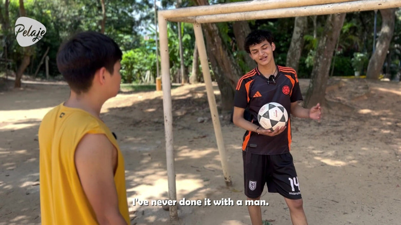 yenrefx: Ho Puntato Il Mio Culo in Una Partita Di Calcio...