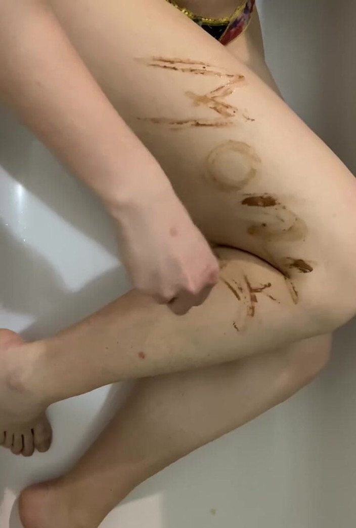 Monnycka: Čokoládové horké nohy