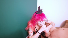 lilredvelvettt: Vrăjitoarea îți micșorează pula și te încornorează