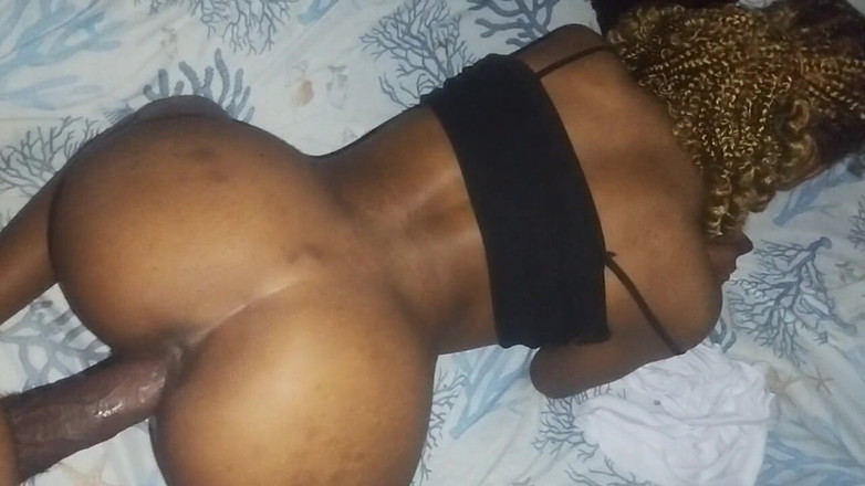 Freaky relatives: Teman wanita abang tiri saya berkata batang saya lebih besar,...