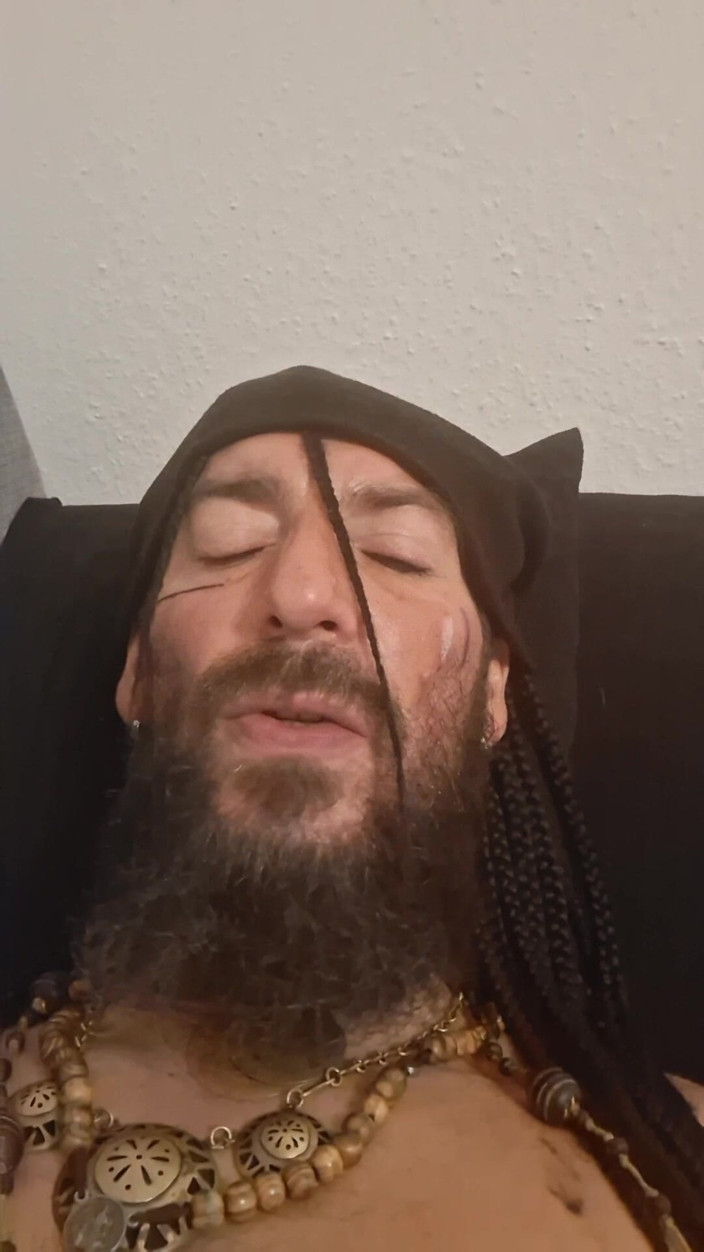 Purusha the Purple Dragon: Mówienie wideo Mój świat o seksualności to respekt i specjalne doświadczenie