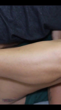 Xăm mình âm hộ giàu có và trả tiền với cumshot nội bộ