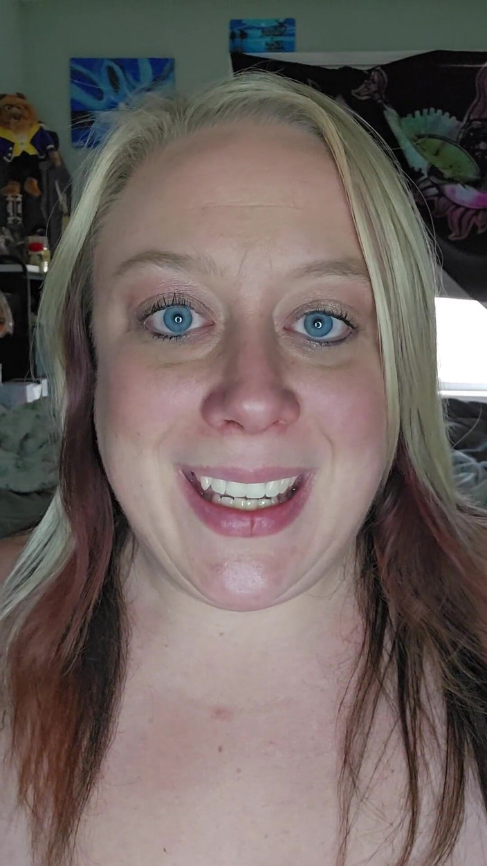 Jenn_sexxii: Sperma in mijn kanten slipje