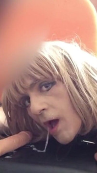Faustine la travestie jouit pour vous