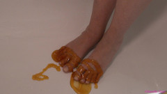 Danielle Maye: Dedos de los pies pegajosos
