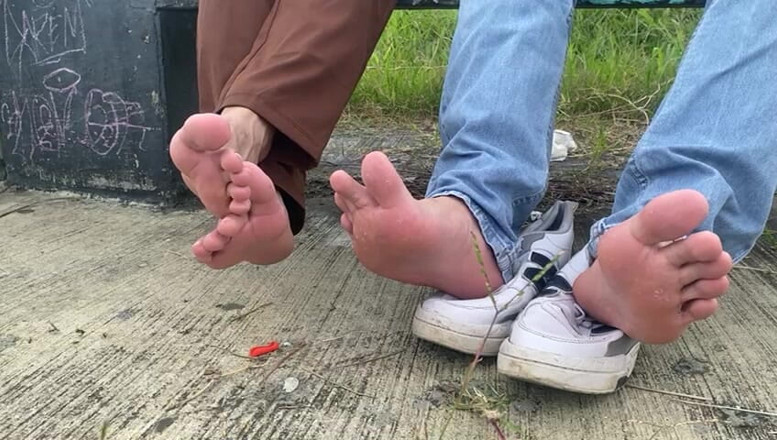 Mr Feet Colombia: Powiedz mi, jak bardzo kochasz moje stopy