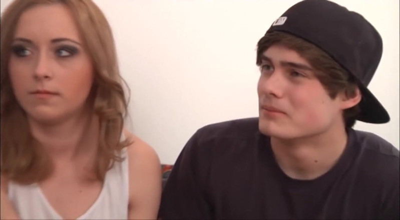 Casting from Bohemia: Beauty and her cuckold boyfriend
