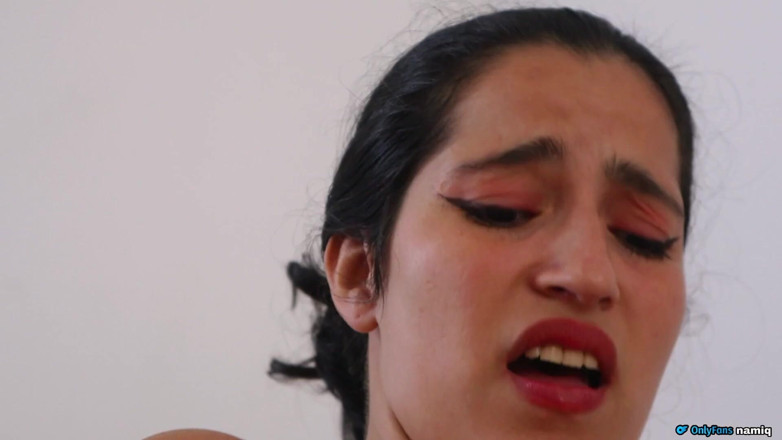 Solo_incognita: Nadržené prsaté ženy si masírují vagíny až do orgasmu