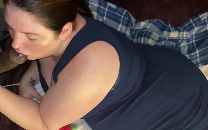 TrotzillaTheGod: Garganta de cabra suculenta Samantha come um pau preto touro