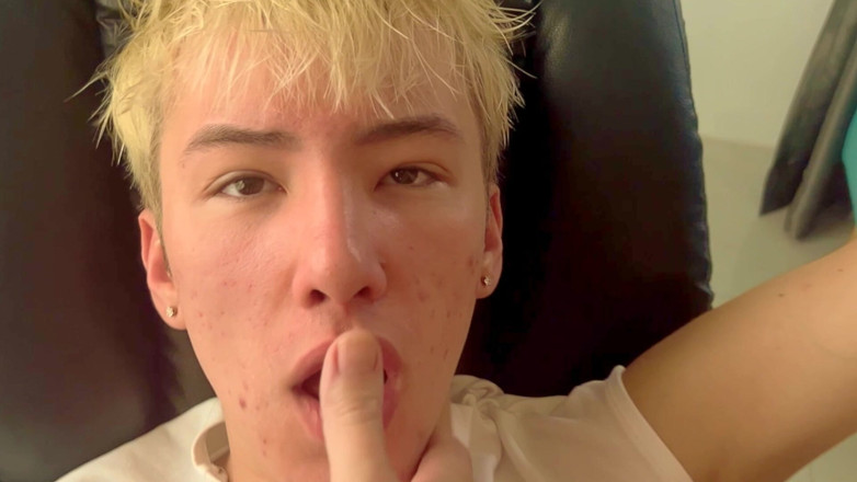 Sandro Jenner: Stepfather Spies on His Stepson and Fucks Him