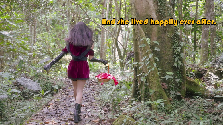 YunseoHant: Yunseo Ist Heute Ein Rotkäppchen Allein Im Wald