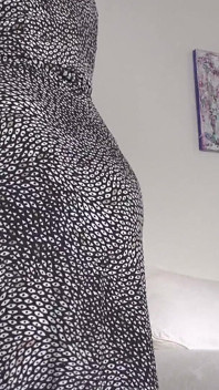 Hart in die hose wichsen und an meinem arsch schnüffeln, lady victoria Valente