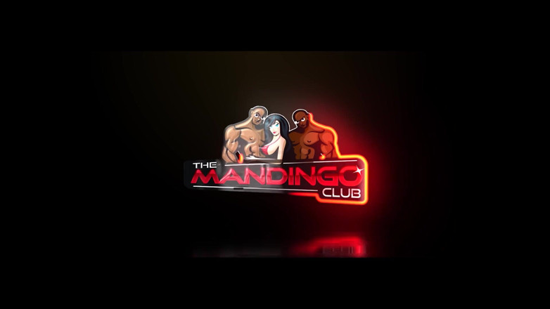 The Mandingo Club: Puta esposa y su novia se follan al jefe bbc...