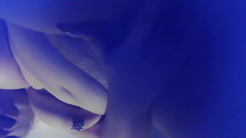 Nagioa: Play in the Gym Shower Full Video