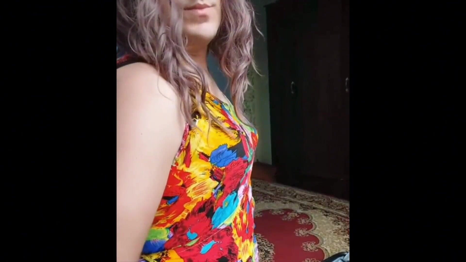 Blonde MILF in Flowerfull Dress Hot Booty Crossdresser Kitty Model Amateur Femboy Homemade Blogger.