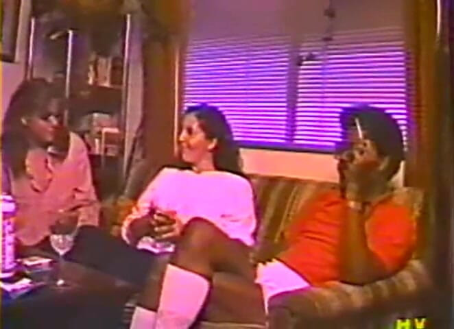 Homegrown Vintage: Night turns into amateur lesbian fun