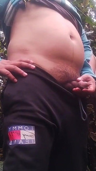 Pinoy Tarzan Digs in the Jungle