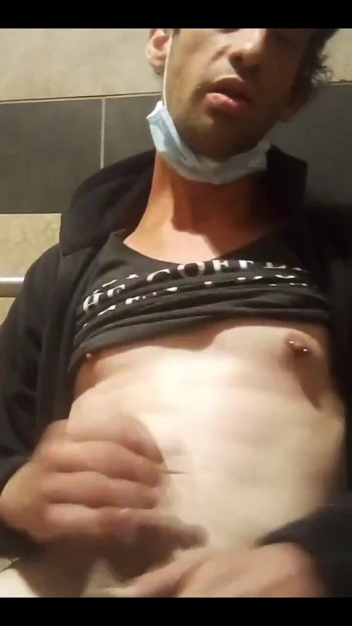 LilTaste: Masturbandosi