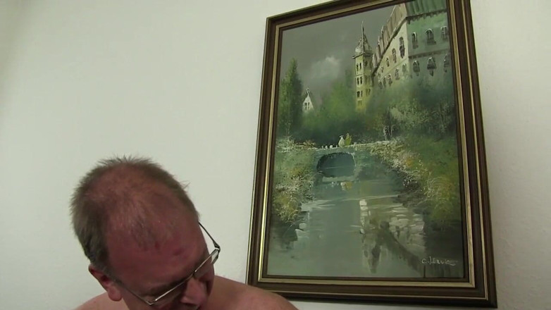 Porn Amazing: An exciting tea with my mature stepdaddy