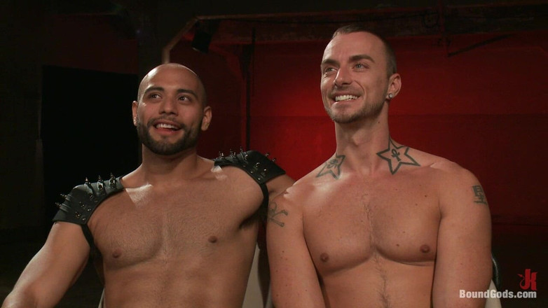 Bound gods: レオ・フォルテがジェシー・コルターを限界まで追い詰める