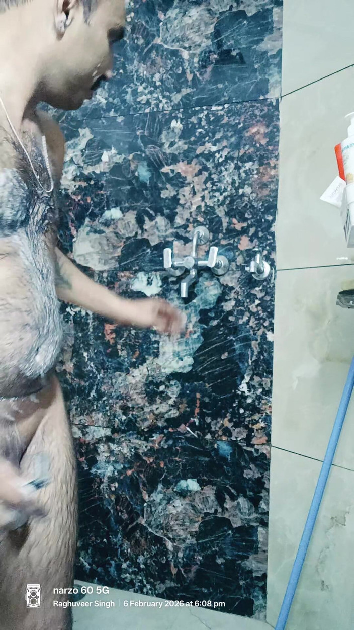 Rajasthani-old-lover: Индийский полицейский армейский человек дези человек отчим