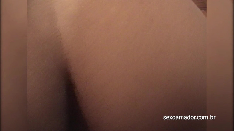 Amateurs videos: Lover eats married woman's ass and films to send to...