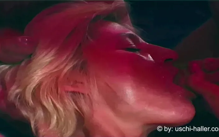 Club Express: Homemade amateur gangbang party with blonde MILF Uschi Haller