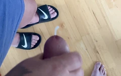 Amateur Handjob Morning Orgasm Nice Feet