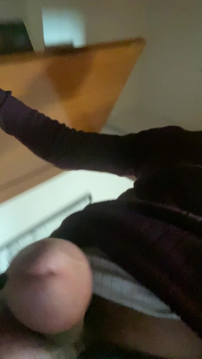 WeakBond365: Неділя насолоджуйтесь з моїм красивим членом