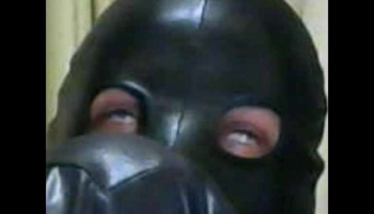 Peternorthlegend: Smoking Wife in Pink Rubber Gloves Makes Me Explode