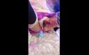 Justin Sweetsun: Эпический камшот во время скачки на дилдо - пухлый фембой - мобильные кадры