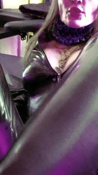 Femdom Facestting Eva Latex Fetish Mistress Footjob BDSM Pvc Slave Buty Na Wysokim Obcasie