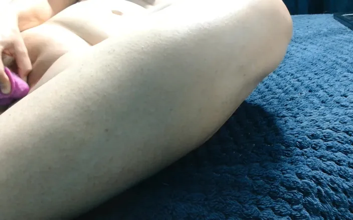 Bellaboo: Neighbour Watching Me Play with My Dildos