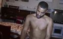 Crunch French bareback porn: 这是一个真正的直接性交被我的朋友mathai操，一个来自marrackeh的真正直接阿拉伯人，他操同性恋