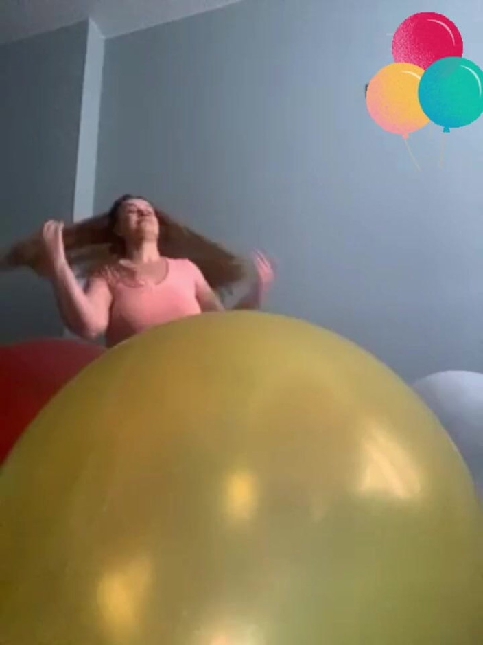 VikkiGeorgia: Neposkakuje balónky