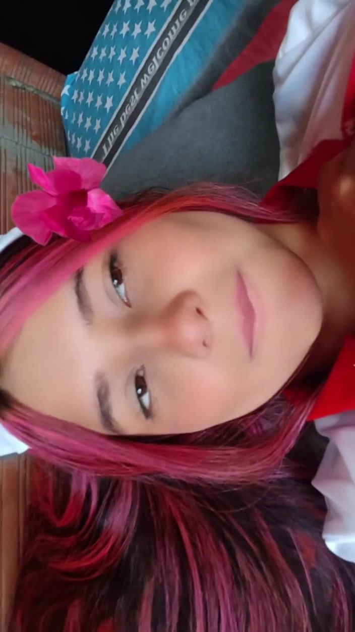 Yuli and tony: Cazzo la mia sorellastra a letto