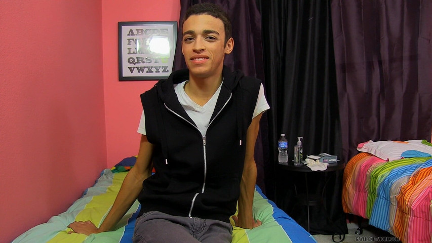 Dustin Wants to Lose His Threesome Cherry (Lollipop Twinks) Dustin Wants to Lose His Threesome Cherry (Lollipop Twinks)