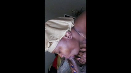 Madame Deidre: 剃光并吮吸他