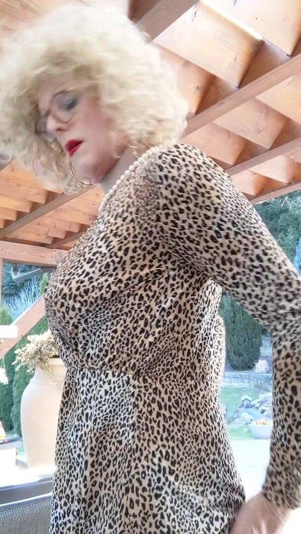 Josefine: Leopard di luar rumah