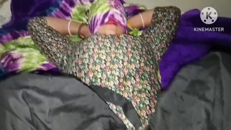 Kavita69: Dziewczyna oszukuje Chłopaka.Hardcore jebanie przed swoim przyjacielem Wideo. hardcore ssanie...