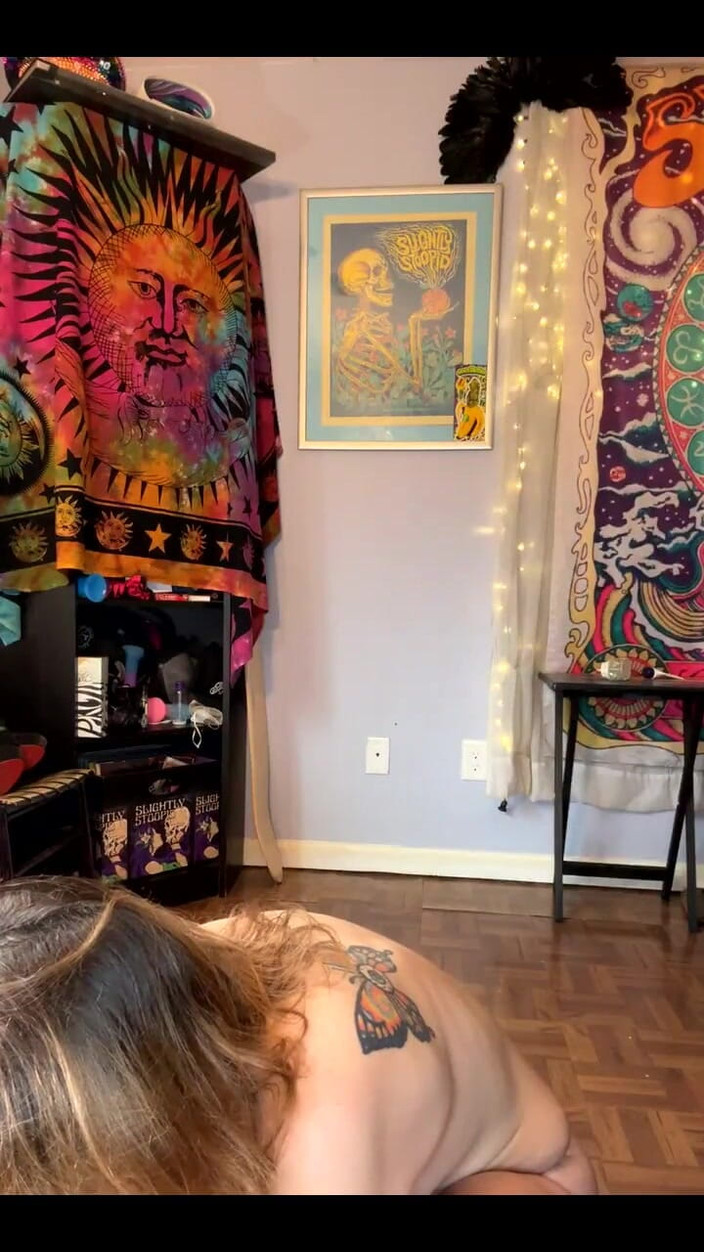 Suzy Wylde:  수지 와일드와 함께하는 스모크 쇼와 댄스 오프