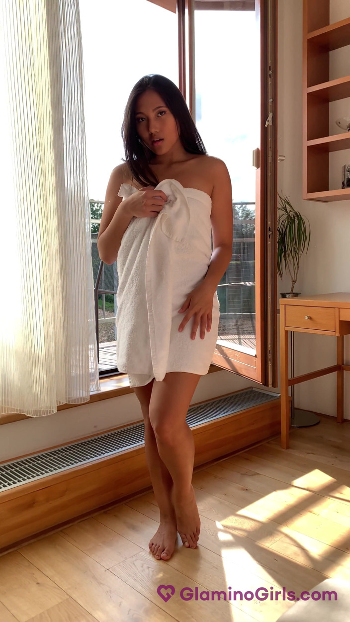 Glamino Girls: Glamino Girls - Part 3 Horny Beauty May Thai