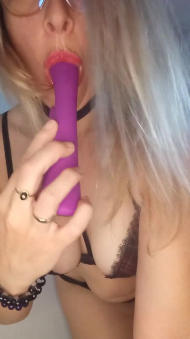 Aurore2121: I love suck