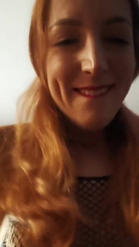 Šukání Liz Rainbow v žaláři