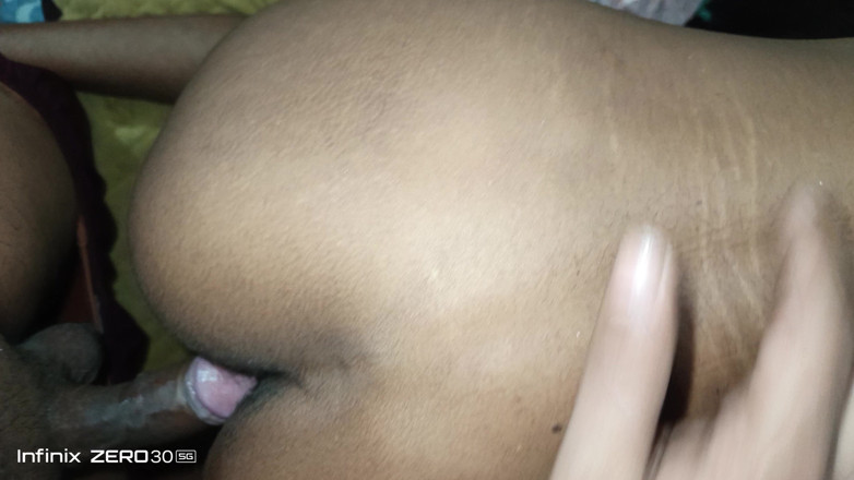 Truefuker: Desi Bhabhi šuká s cizincem