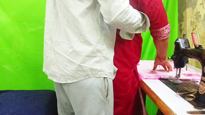 MHM: Секретная примерка портной девушки - когда клиент подбирается слишком близко