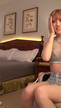 Cupa D de 158 cm - Campion fizicul o face să ejaculeze nonstop cu ejaculare înăuntru și ejaculare pe față