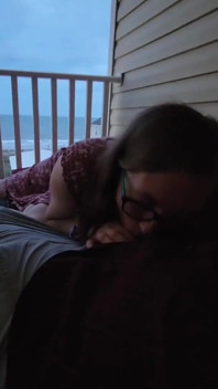 Satu lagi Berkongsi Blowjob Beachview