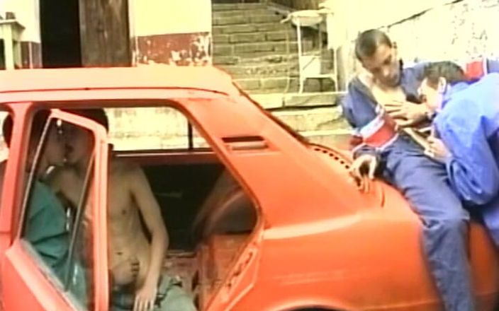 Gay 90's Vintage Porn: Erkekler erotik zevklerin tadını çıkarıyor #3